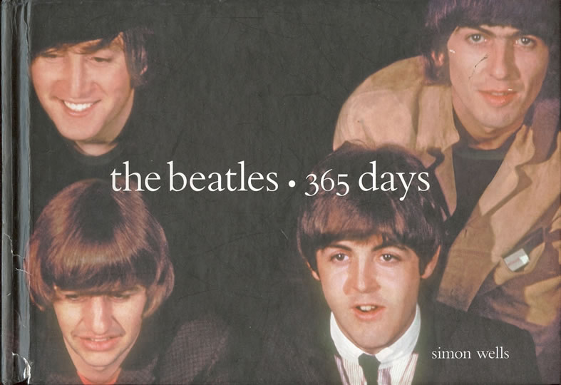 365 Days - Simon Wells
